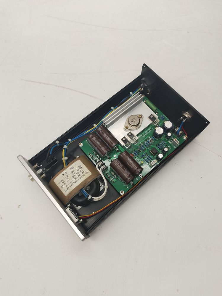 Refer to the circuit design of Swiss STUDER900 Ultra low noise regulated linear power supply