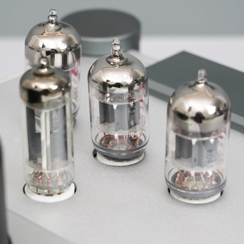 Refer to Marantz 7 Preamplifier HiFi Tube Preamp Excellent Performance From The Inside and Out For Home Theater