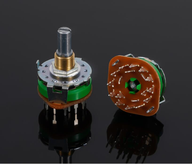 FV4 Zero loss 4-channel audio signal input switcher Passive preamp signal controller