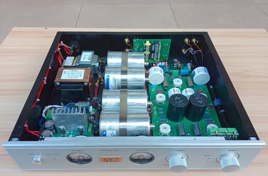 Assembled Refer to the CAT-SL1 HIFI tube preamplifier 6Z4（6X4）*2 ECC82*2,ECC83*2 VU meter Balance tube preamp