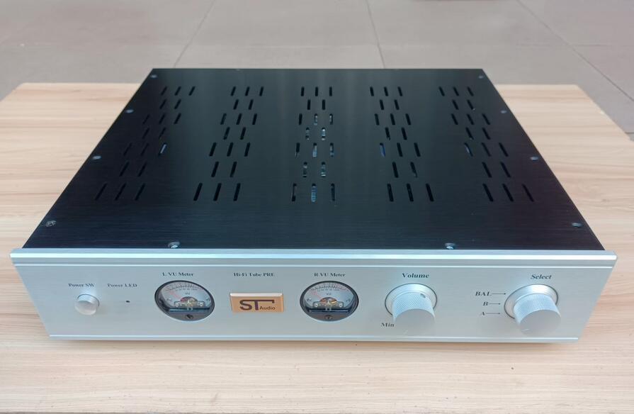 Assembled Refer to the CAT-SL1 HIFI tube preamplifier 6Z4（6X4）*2 ECC82*2,ECC83*2 VU meter Balance tube preamp