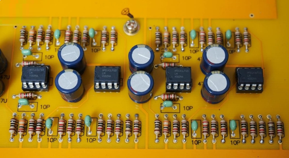 NEW Finished S0627 Balanced Preamplifier LM4562 HiFi Preamp XLR RCA Voltage Regulator ON LM317