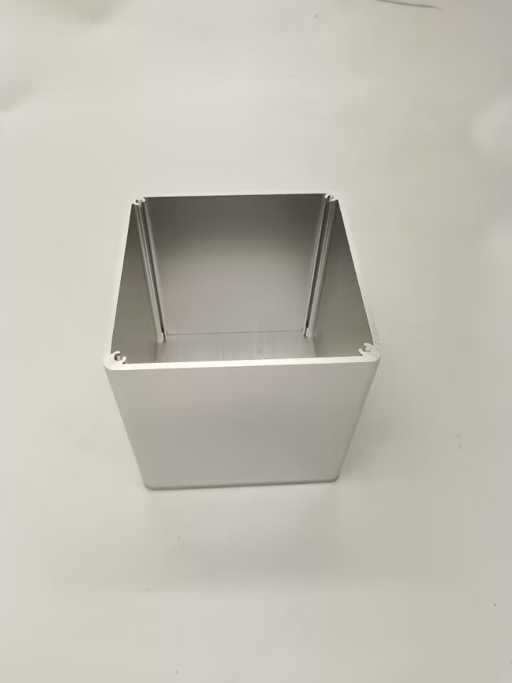 1pcs square aluminum transformer cover for output transformer 134*134*136 mm