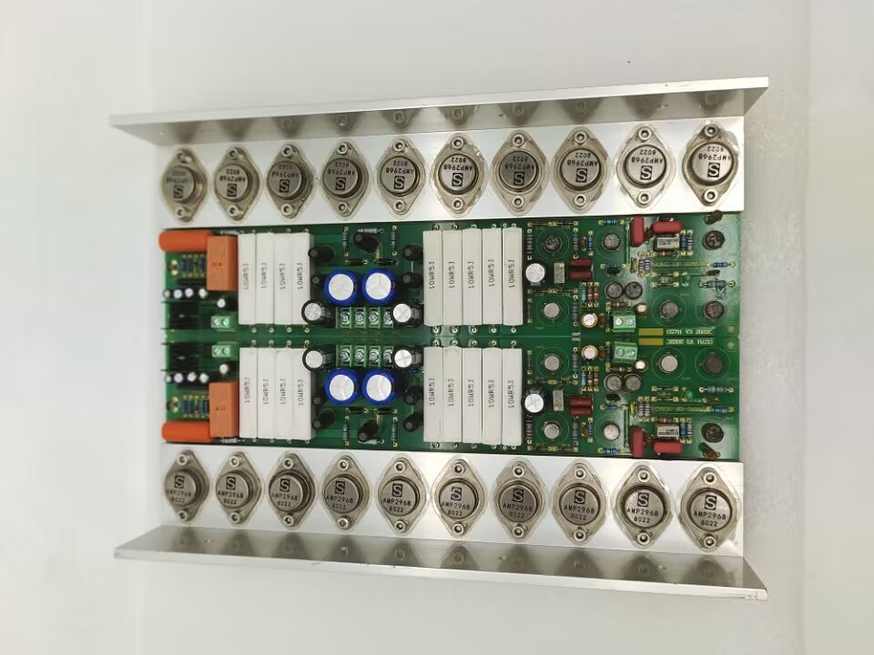 FM HIFI stereo audio 260W+260W Class AB amplifier board Refer to FM711 circuit design Suitable for FM255 preamp