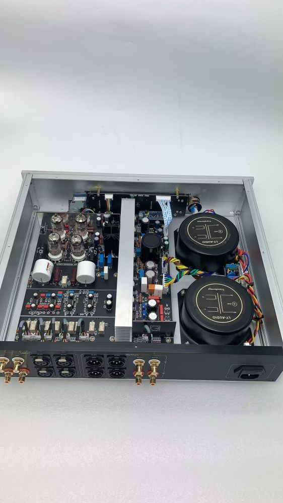 T2500 Fully Balanced HIFI E88CC * 2+ECC82 * 2 tube preamplifier with remote control