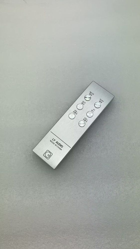 T2500 Fully Balanced HIFI E88CC * 2+ECC82 * 2 tube preamplifier with remote control