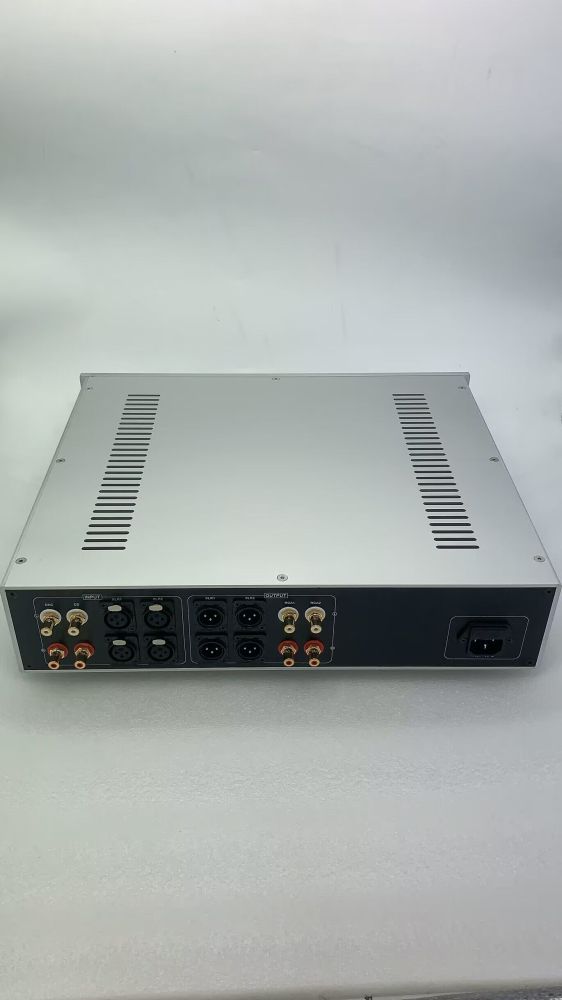 T2500 Fully Balanced HIFI E88CC * 2+ECC82 * 2 tube preamplifier with remote control