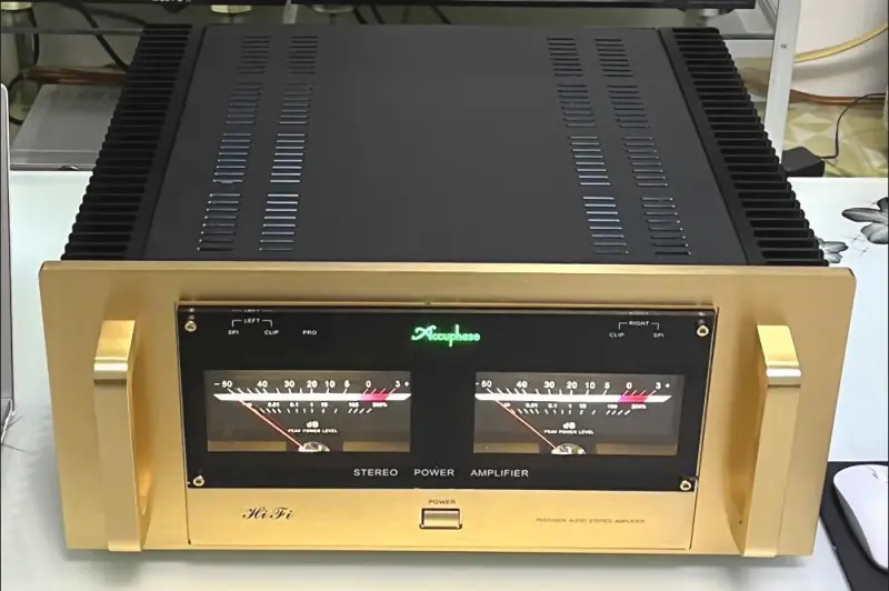 Accuphase E550 circuit Field effect transistor Class A 80W+80W stereo