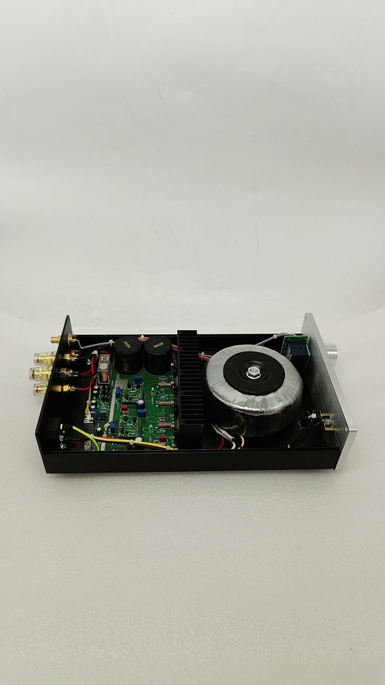 Finished MOSX35 Field effect transistor Class AB stereo 70W*2 audio power amplifier can Adjustable Class A