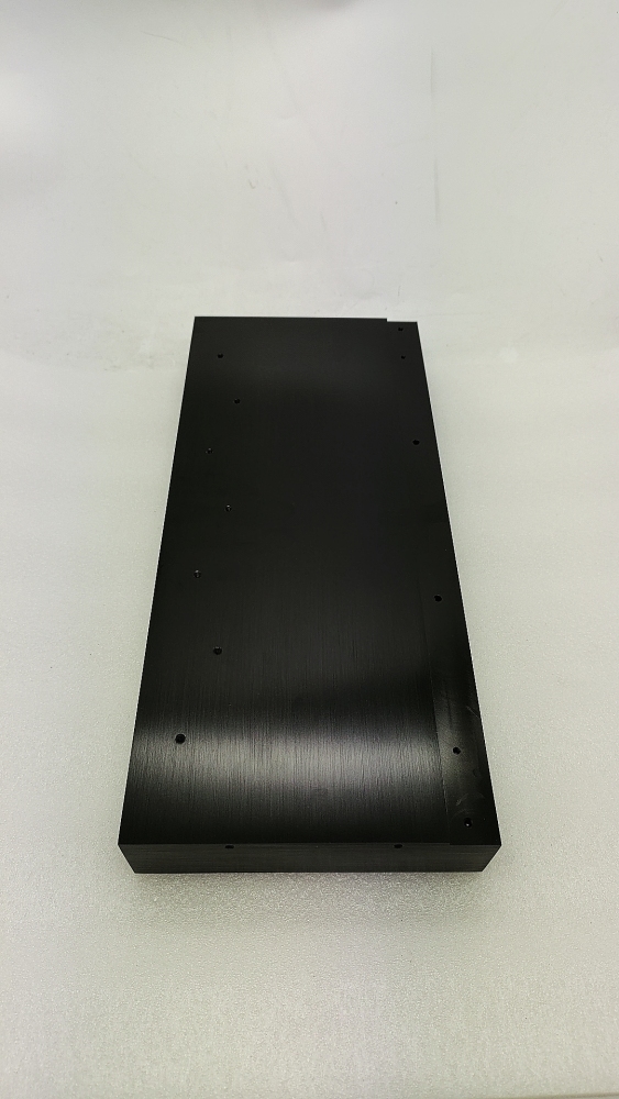 Extra Large Class A HIFI Power Amplifier Special Aluminum Radiator Blackened Brushed heatsink have opened Hole 400 * 50 * 174mm