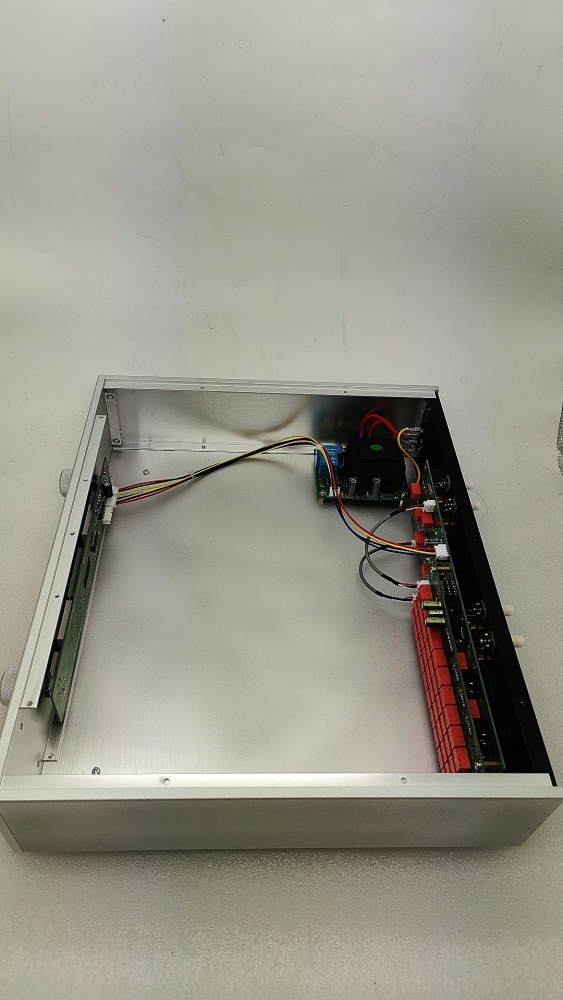 Full aluminum Goldmund chassis Passive preamplifier Relay remote control lossless volume control board RCA Balanced XLR