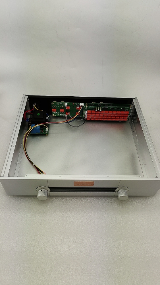 Full aluminum Goldmund chassis Passive preamplifier Relay remote control lossless volume control board RCA Balanced XLR