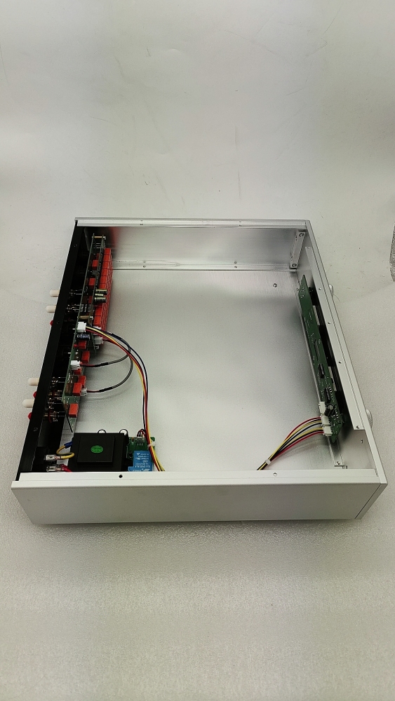 Full aluminum Goldmund chassis Passive preamplifier Relay remote control lossless volume control board RCA Balanced XLR