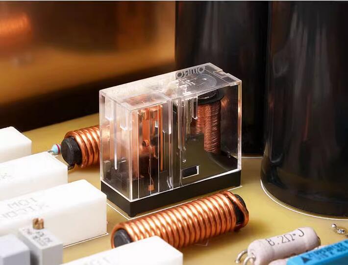 One pair engraving FM111 circuit HIFI Mono split type high-power 360W amplifier