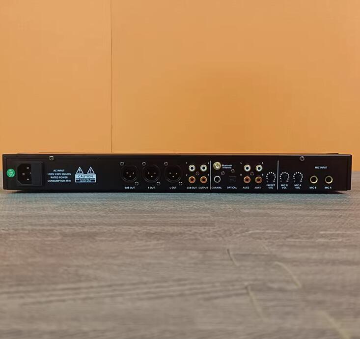 Remote control Bluetooth coaxial USB preamplifier effect reverberator KTV karaoke home karaoke equalizer prevent whistling