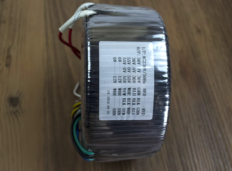 500W pure copper toroidal transformer Output: 30V-0-30V*2 55V-0-55V*2 0-12*2 Amplifier audio power supply transformer