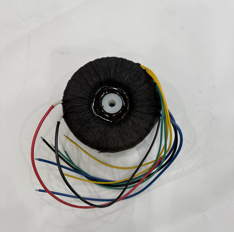 600W Pure Copper Black Clothes Toroidal Transformer Input: 0-230V Output: AC28-0-28V AC0-15V*2 for Amplifier