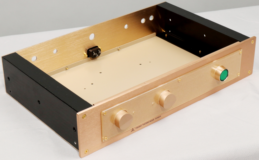 CNC Iron aluminum bonding HIFI DIY amplifier chassis Suitable for installing FM300A circuit