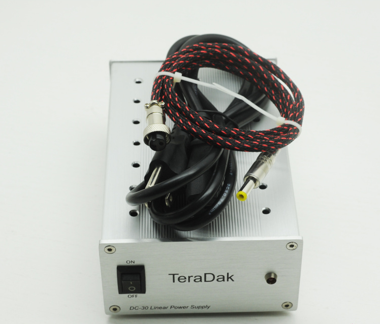 Teradak DC-30W Icon HDP 15V 1.6A Linear power supply