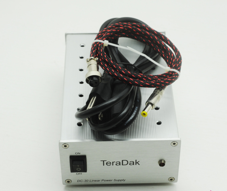 TeraDak 30W GoldenWave Pearl DC9V/2.5A special linear power supply