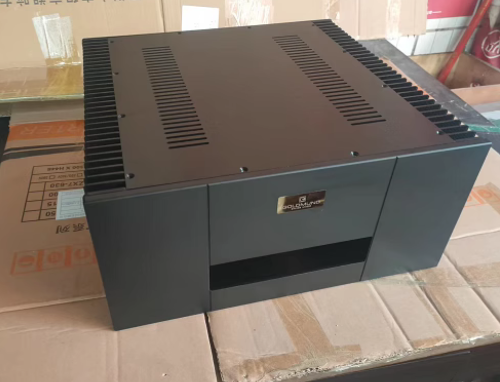 large space aluminum Goldmund double channel amplifier chassis Audio rear stage amplifier combine chassis both sides heatsink