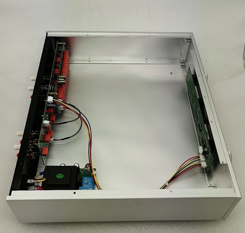 Full aluminum Goldmund chassis Passive preamplifier Relay remote control lossless volume control board RCA Balanced XLR