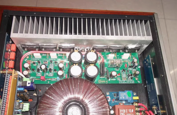 SL-106 HIFI DIY 200W*2 High power stereo class AB amplifier with remote control