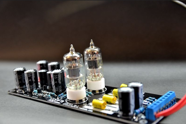 Finished 6j1 or 6AK5 tube preamp stereo HIFI DIY board with tubes Reference music fax circuit
