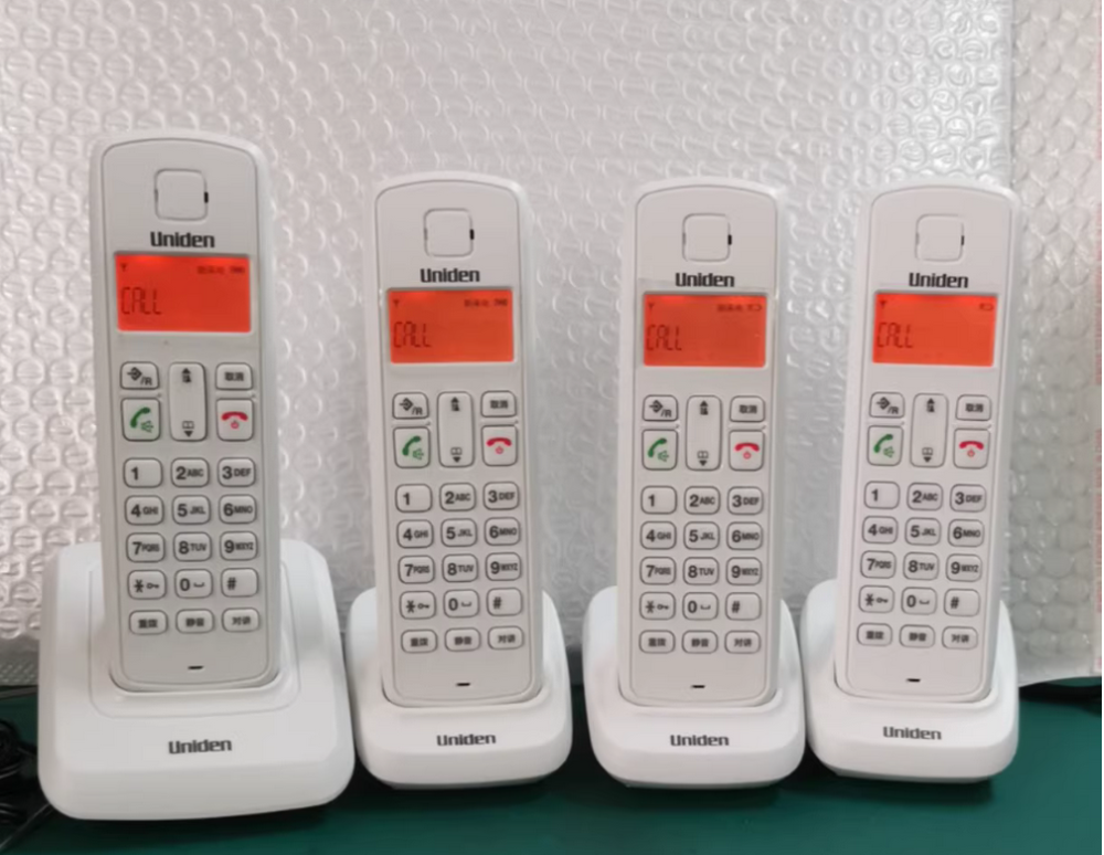 Janpan UNIDEN 4pcs(1 phone base+ 3 extension)  high definition digital wireless telephone hands-free cordless telephone Adjustable high volume
