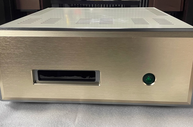 Reproduction of Swiss FM610MAX HIFI 250W*2 stereo power amplifier with XLR input