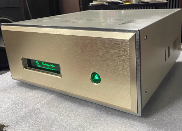 Reproduction of Swiss FM610MAX HIFI 250W*2 stereo power amplifier with XLR input