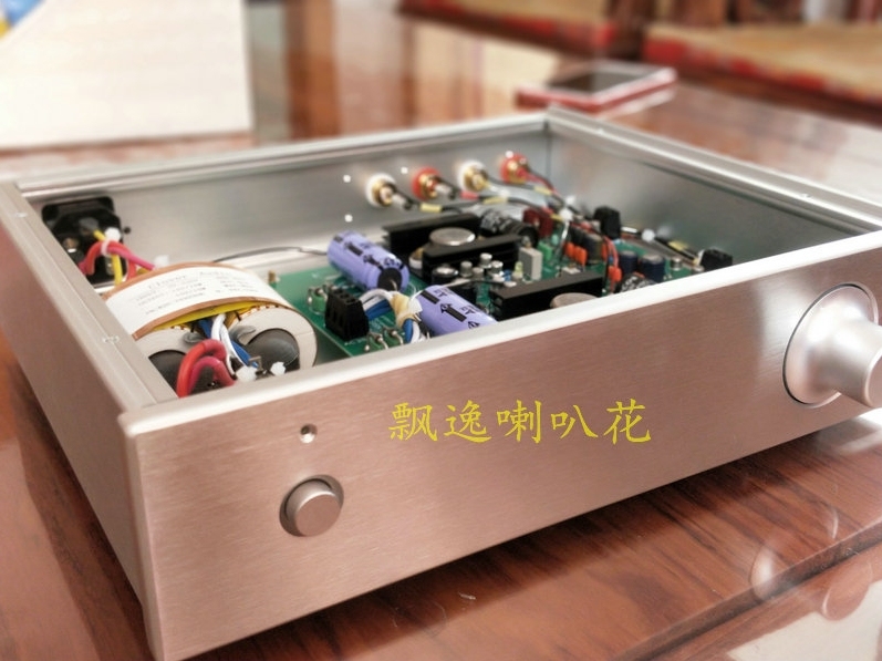 PY J1582 Single ended metal encapsulated transistor Preamplifier