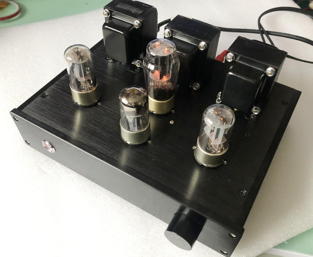 Finished 6N8P black HIFI DIY stereo tube preamplifier  pure Handmade Level 2 circuit