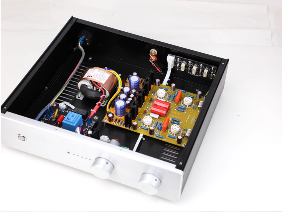 Conrad johnson PRT05 12AX7 Tube Preamplifier Four Input Switch Remote Control 12AX7 Vacuum tube preamp Amplifier