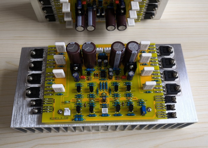 MUSMYS E-600 HIFI 180W+180W stereo Merge amplifier with VU mter Refer to Accuphase circuit