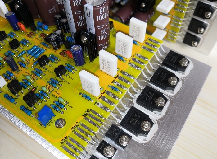MUSMYS E-600 HIFI 180W+180W stereo Merge amplifier with VU mter Refer to Accuphase circuit