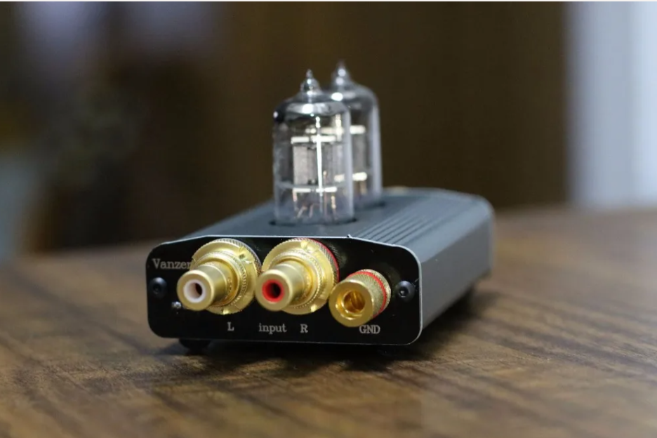 Mini 6J1 Vacuum Tube Phono Turntable Preamp MM / MC RIAA Hi-Fi Class A Preamplifier