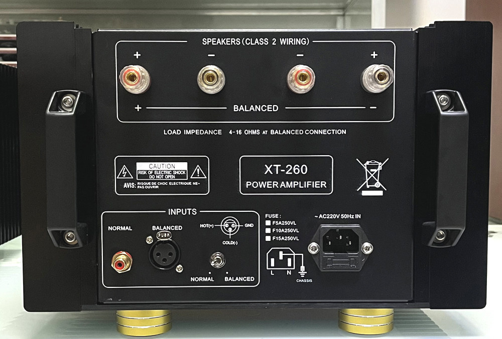 X-260 High power fully balanced 200W Class A power amplifier