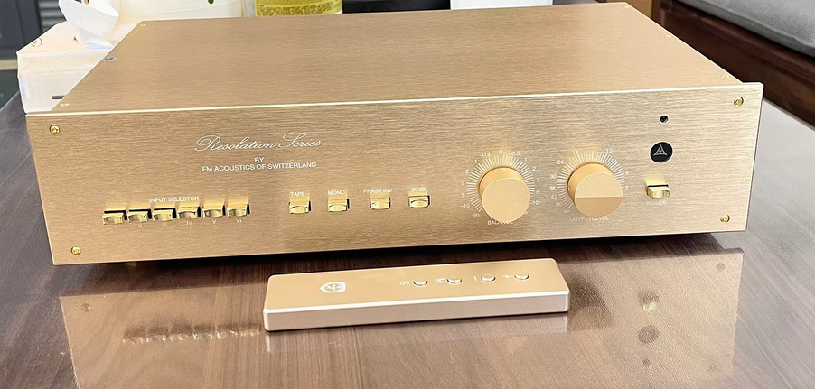 High end 1: 1 Reference Switzerland FM266MKII HIFI fully balanced preamplifier remote control RCA XLR preamp