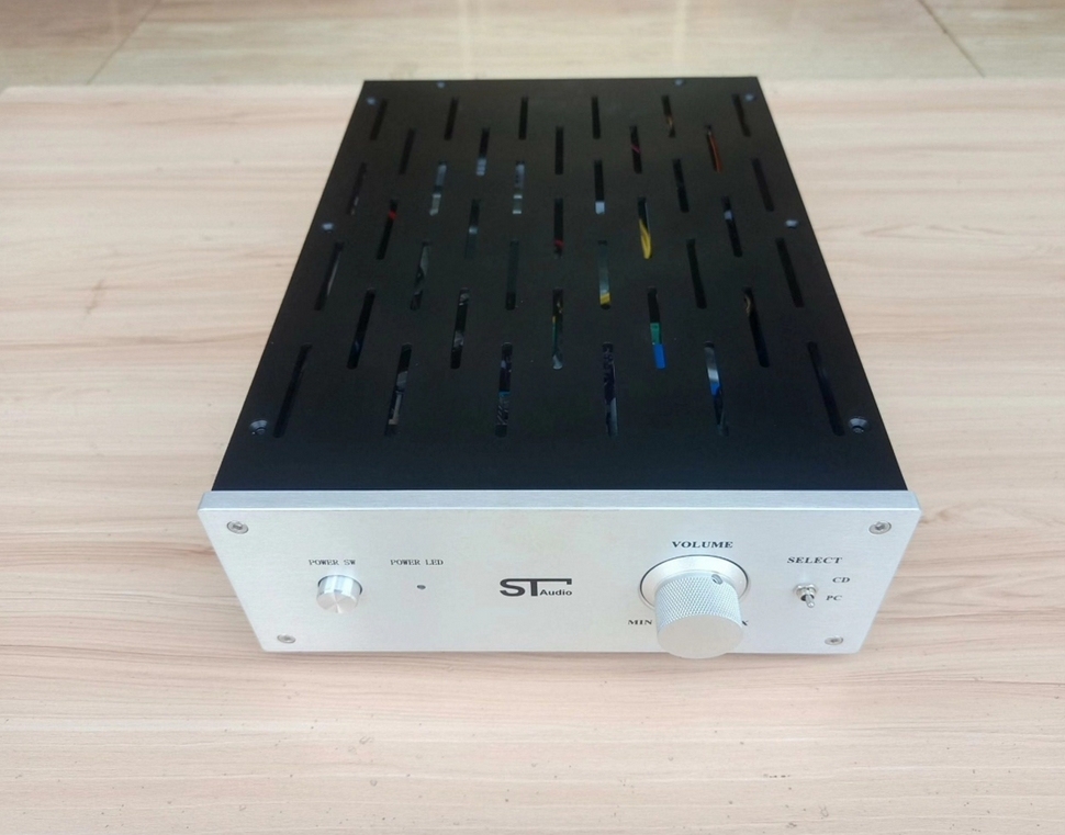 Refer to the British QUDA22 circuit HIFI DIY stereo direct-coupled electron tube preamplifier
