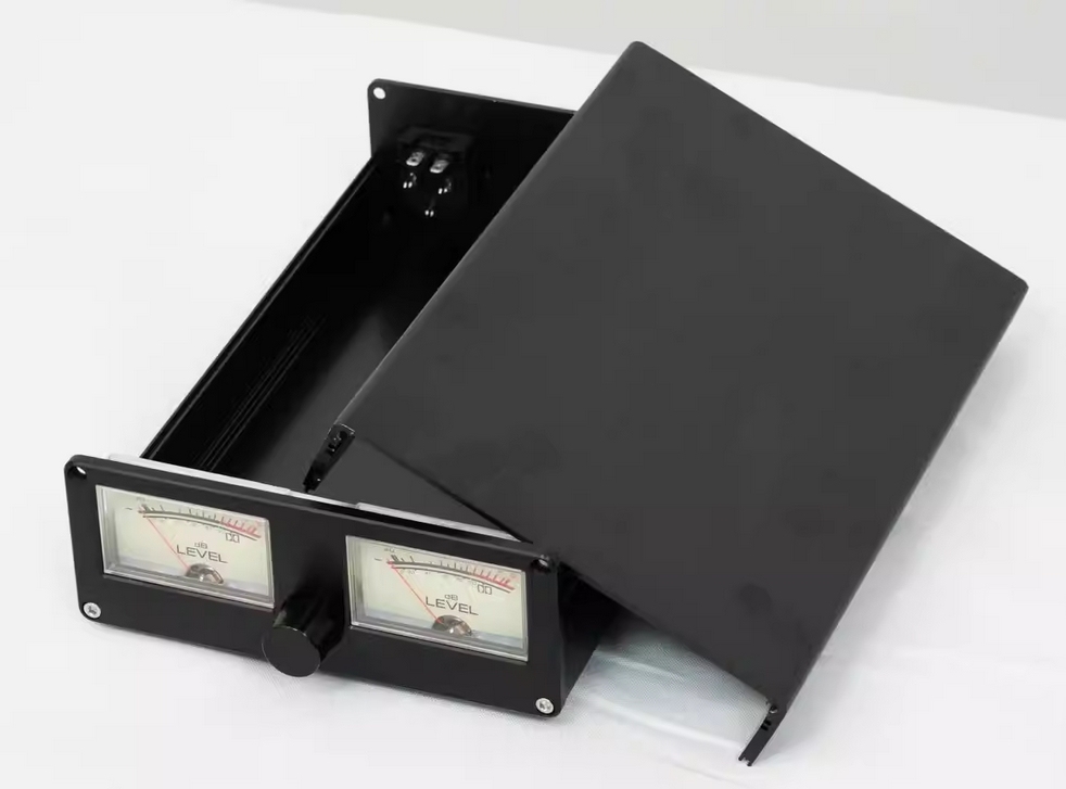 Manufacturer direct sales retro style dual VU meter aluminum chassis HIFI DIY black amplifier case