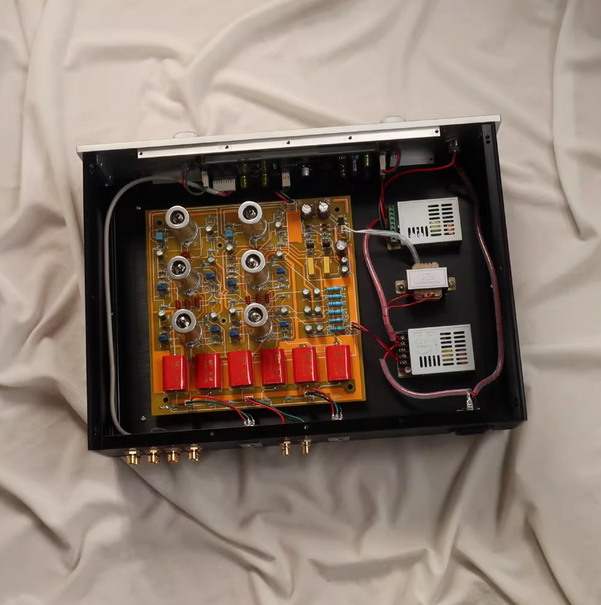 New finished  6C12 6N10  Electronic tube balanced single ended dual output digital volume HIFI preamplifier