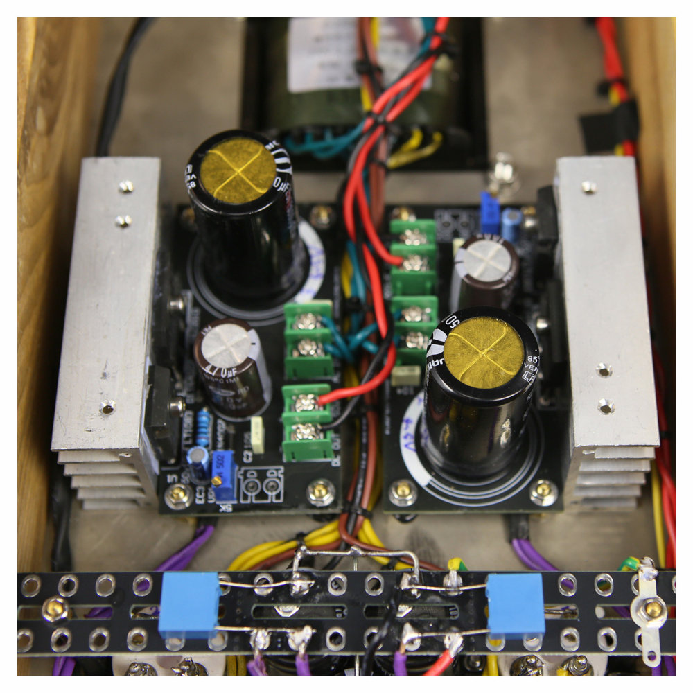 717A push 101D Split type electronic tube preamp Handmade shed construction Solid wood chassis