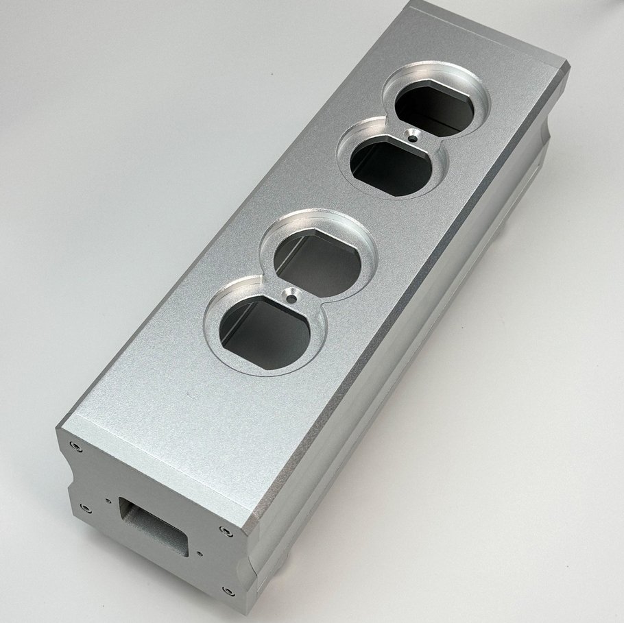 silver black aluminum American standard socket housing audio amplifier  power supply power filter DIY chassis 2-8 bits US sockets for choose
