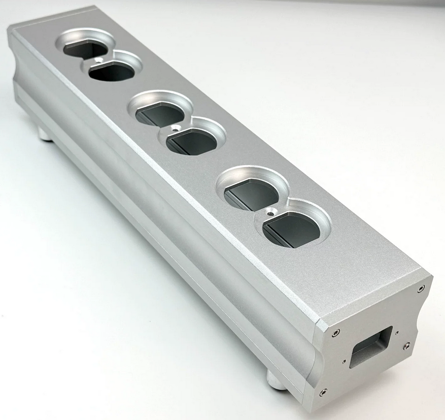 silver black aluminum American standard socket housing audio amplifier  power supply power filter DIY chassis 2-8 bits US sockets for choose