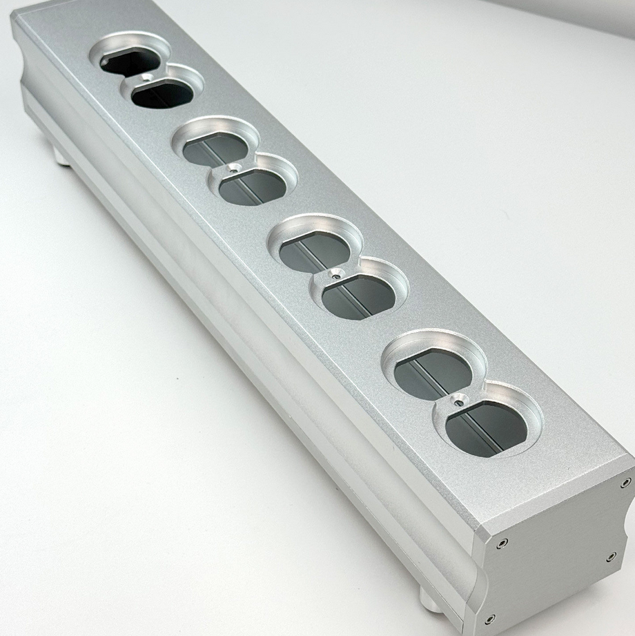 silver black aluminum American standard socket housing audio amplifier  power supply power filter DIY chassis 2-8 bits US sockets for choose