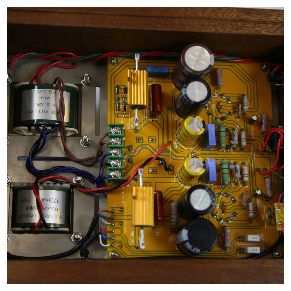 E2WG HIFI Electronic tube headphone amplifier 6N3 6N5P 5670