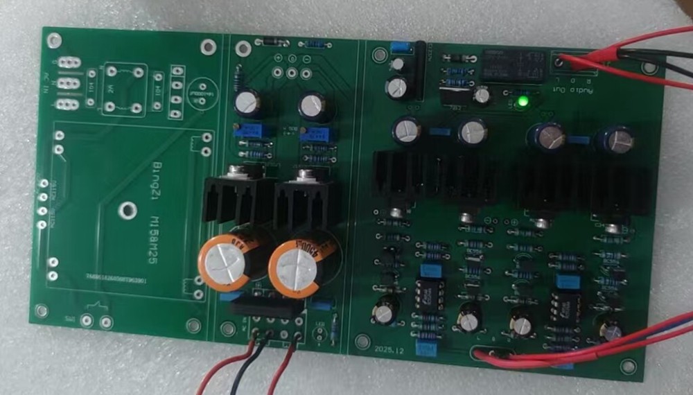 Referring to the Germany SAC-K1000 circuit high-end Pure class A high thrust headphone amplifier