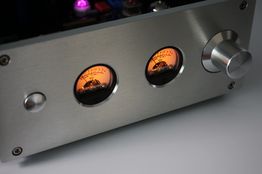 TDA7293, LM3886 L4780   6N1, 6N3, 12AX7 tube preamplifier Tube-to-solid power amplifier with double  VU Meter