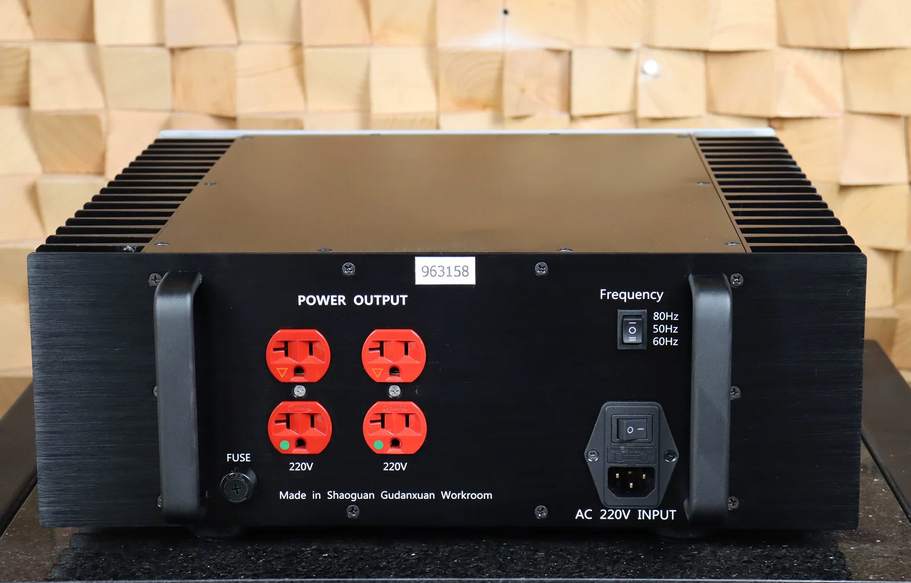 Power Plant P300 300W High purity ultra-low Regenerative audio Power Supply Power Regenerator to Upgrade Isolation Transformer 4bit output sockets